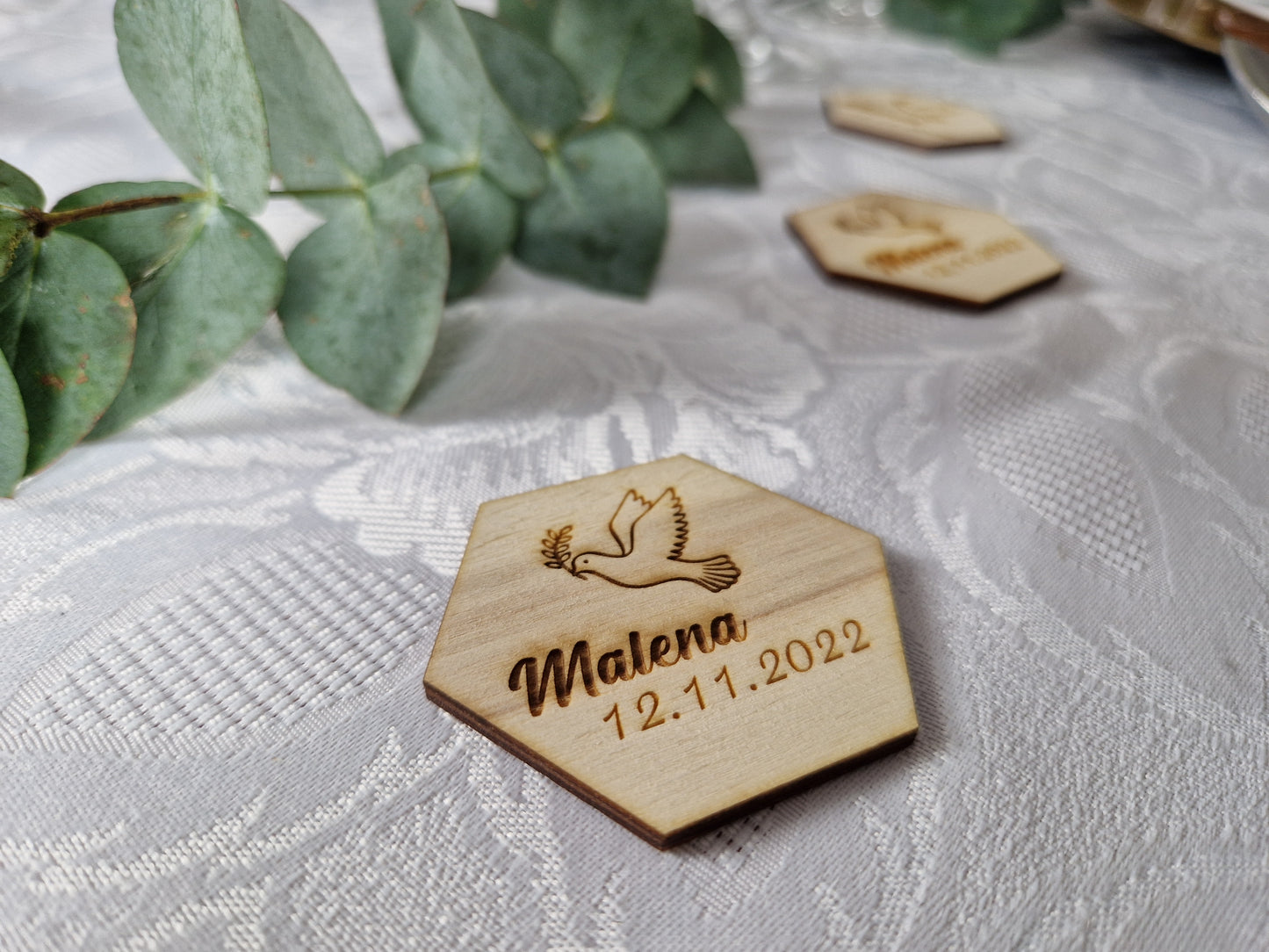 Tischdeko personalisiert aus Holz für Taufe, Kommunion, Konfirmation