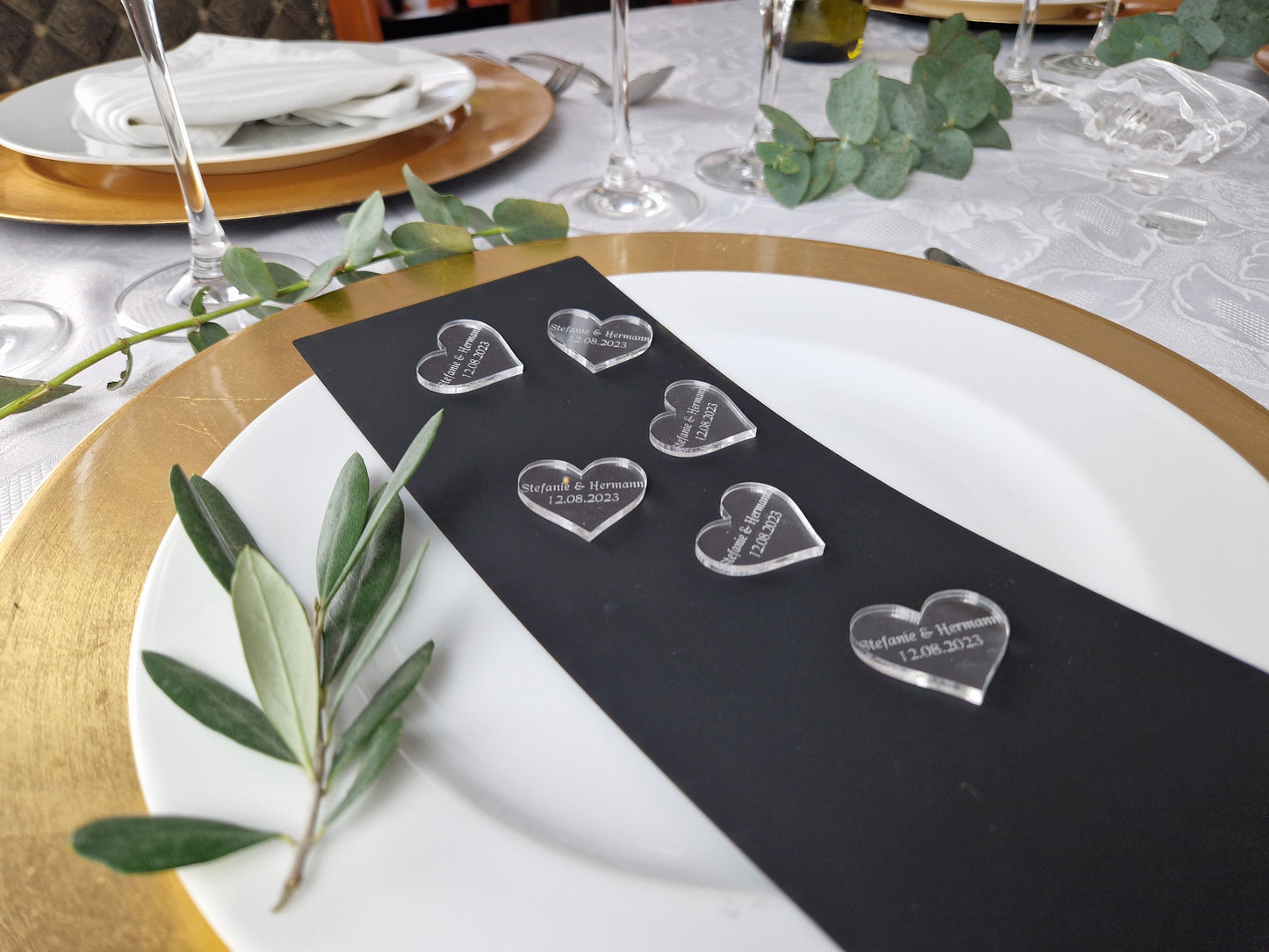 Herzen aus Acrylglas für Hochzeit, Taufe, Kommunion transparent personalisiert