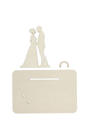 Personalisierbare Geldgeschenk Idee aus Holz für Hochzeit, Verlobung mit Brautpaar freigestellt